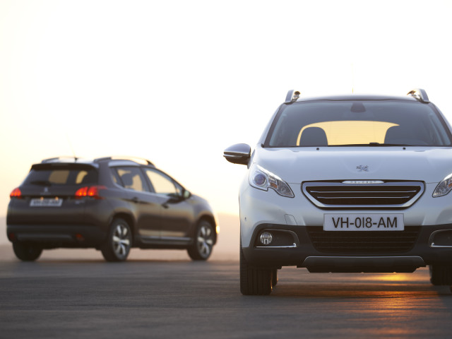 Peugeot 2008 фото