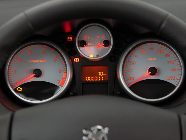 Peugeot 207 фото