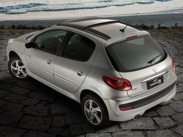 Peugeot 207 фото