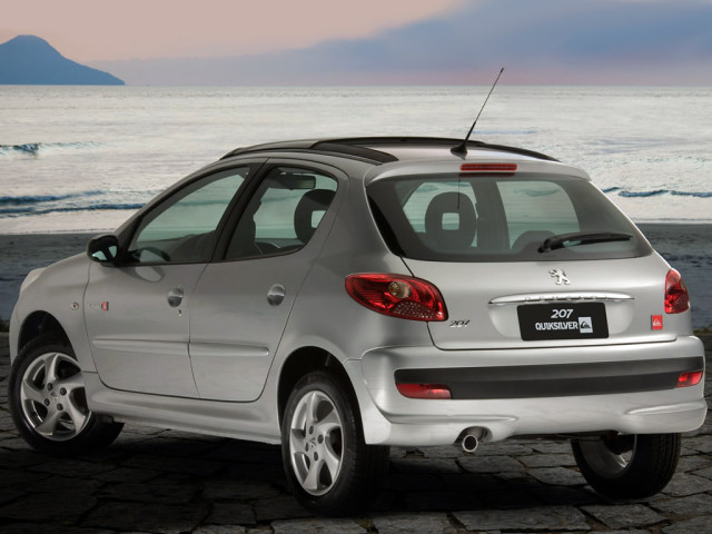 Peugeot 207 фото