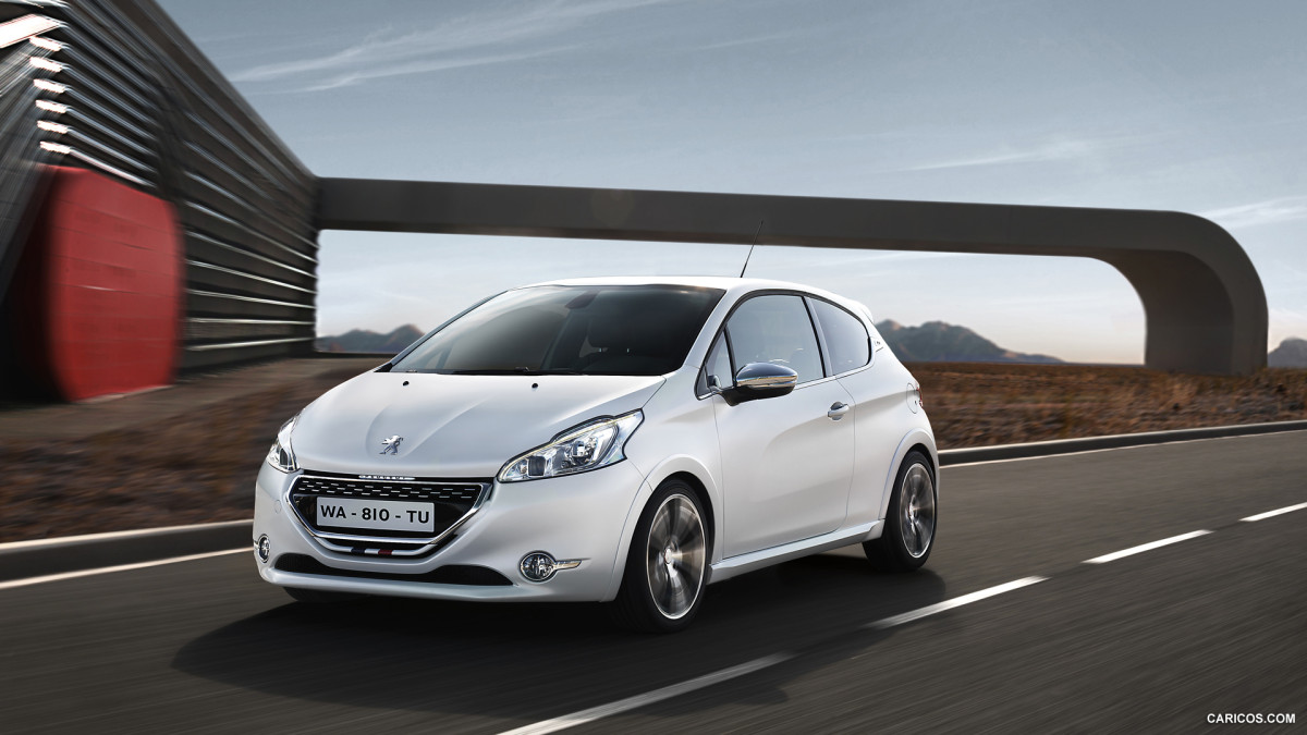 Peugeot 208 GTi фото 122897