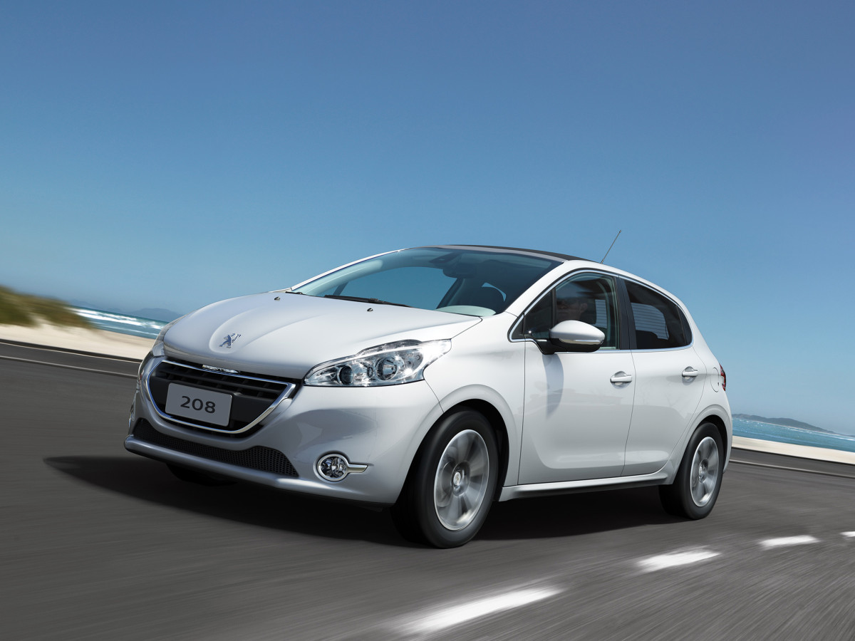 Peugeot 208 фото 103523