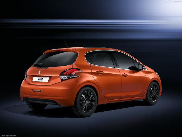 Peugeot 208 фото