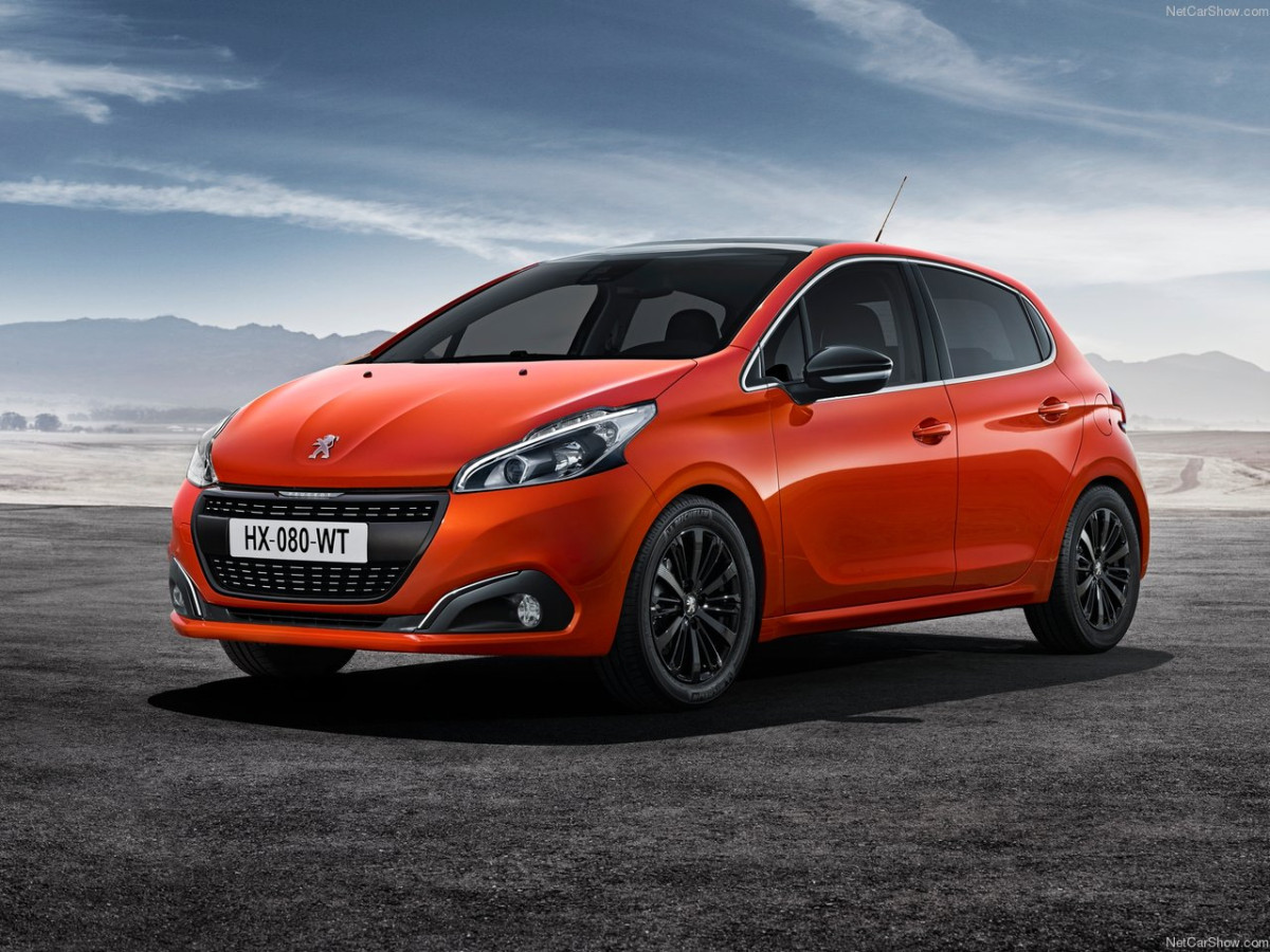 Peugeot 208 фото 145019