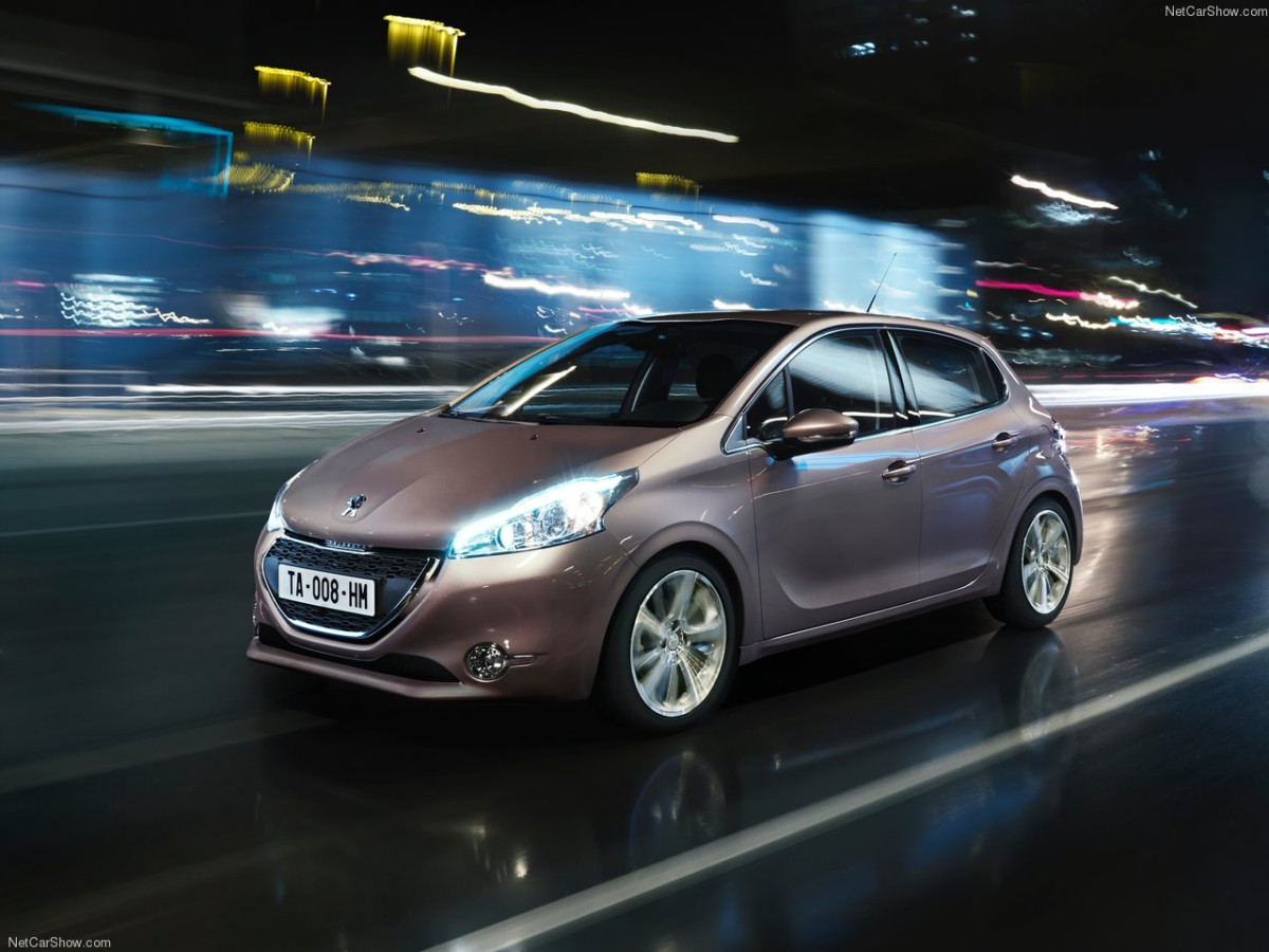 Peugeot 208 фото 89543