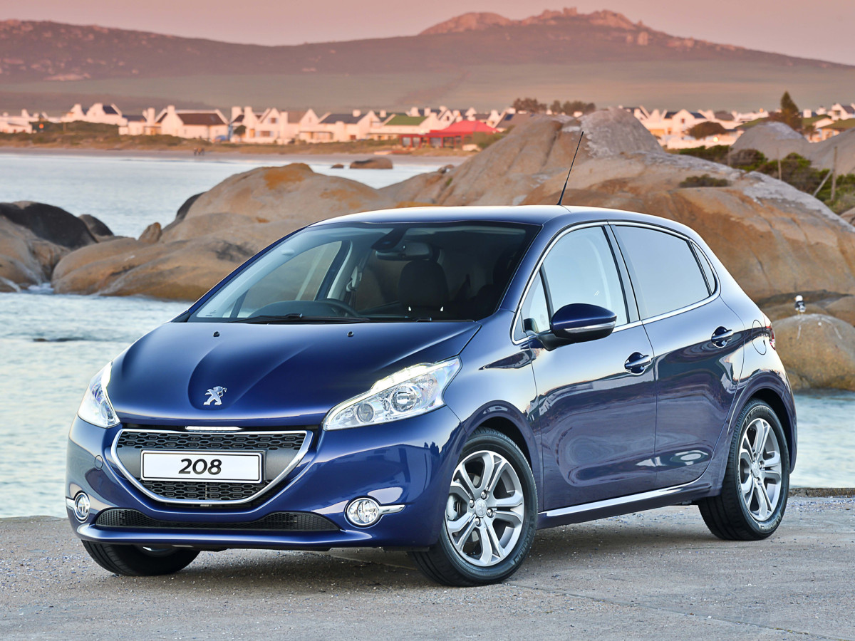 Peugeot 208 фото 99856