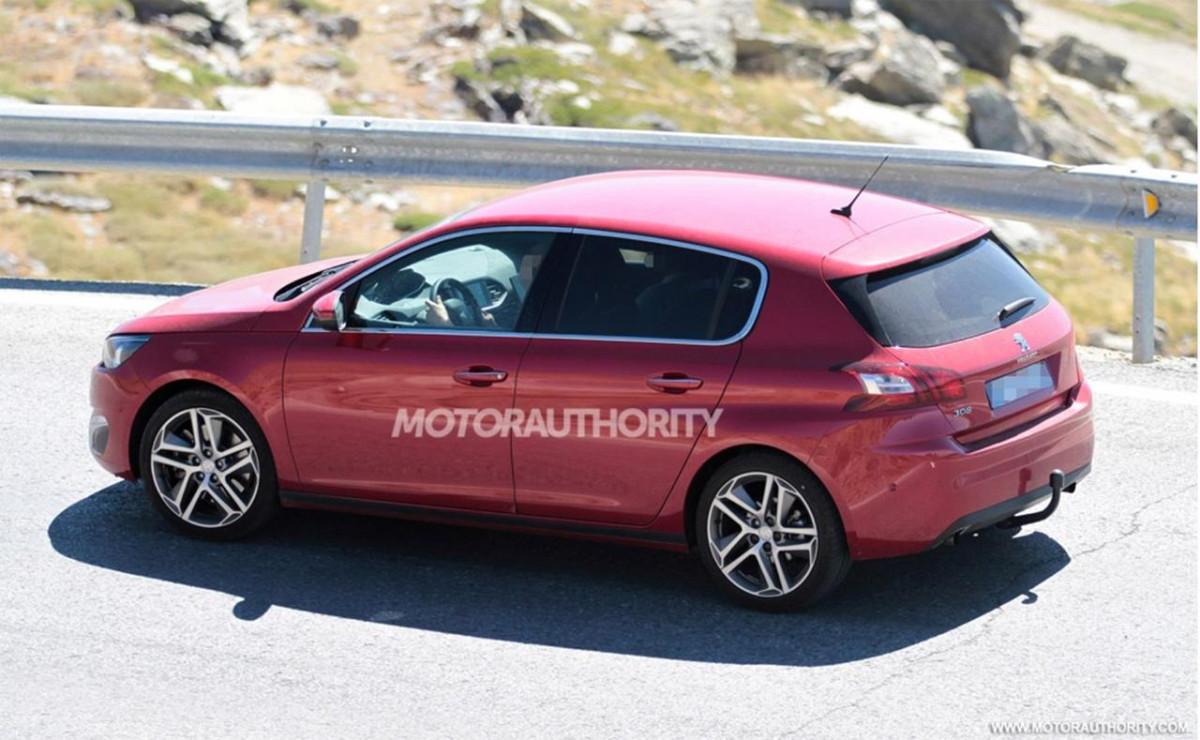 Peugeot 308 GTi фото 133224