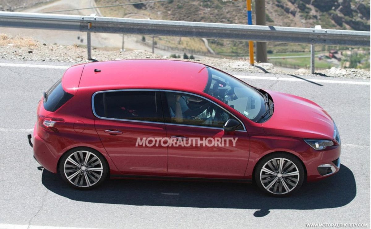 Peugeot 308 GTi фото 133228