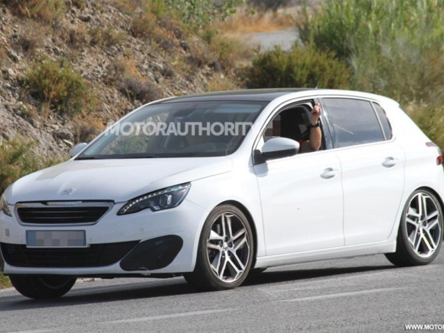 Peugeot 308 GTi фото