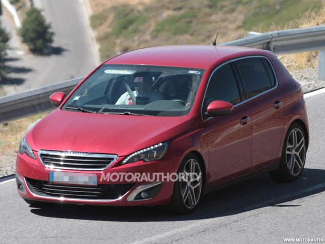 Peugeot 308 GTi фото