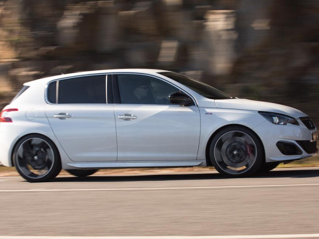 Peugeot 308 GTi фото