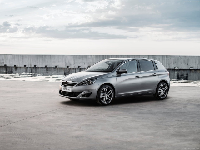 Peugeot 308 фото