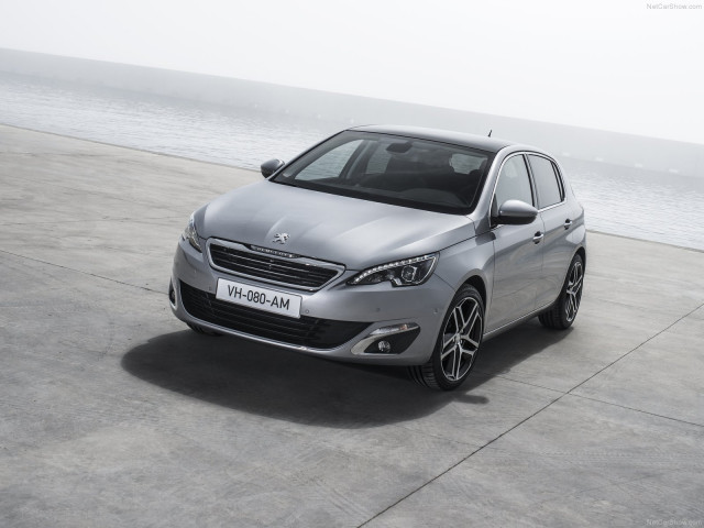 Peugeot 308 фото