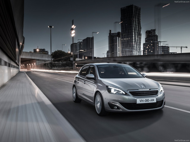 Peugeot 308 фото