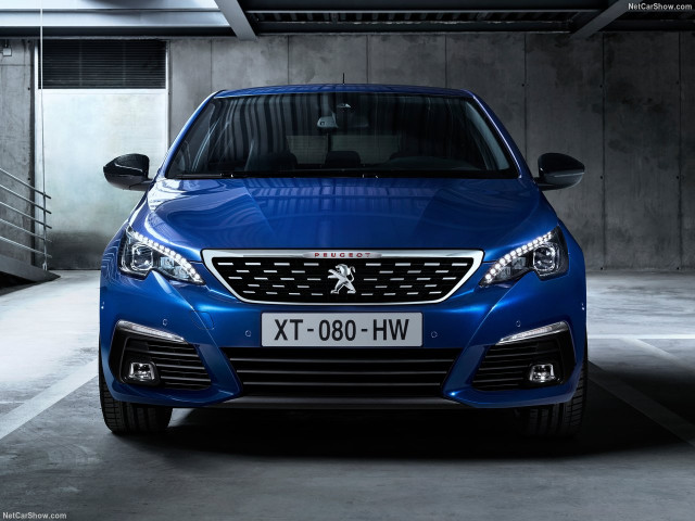 Peugeot 308 фото