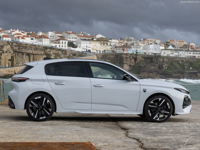 Peugeot 308 фото