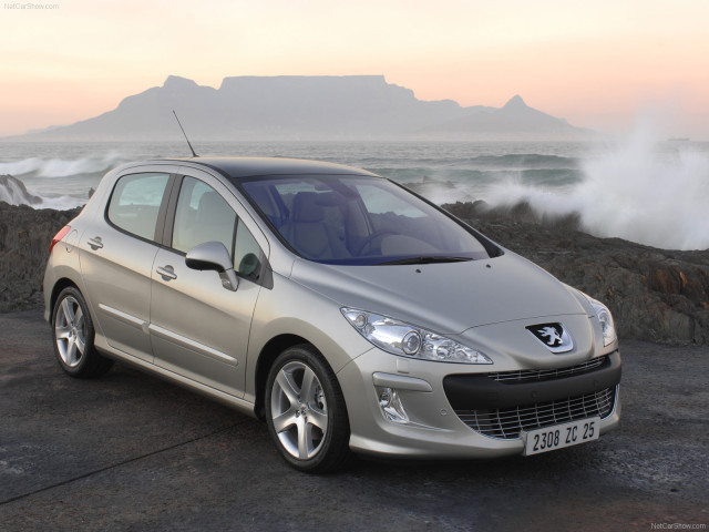 Peugeot 308 фото