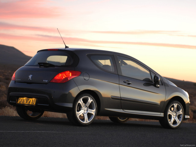 Peugeot 308 фото