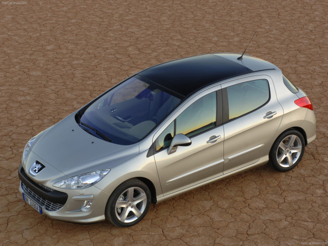 Peugeot 308 фото