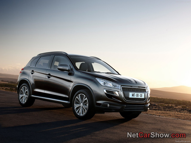 Peugeot 4008 фото