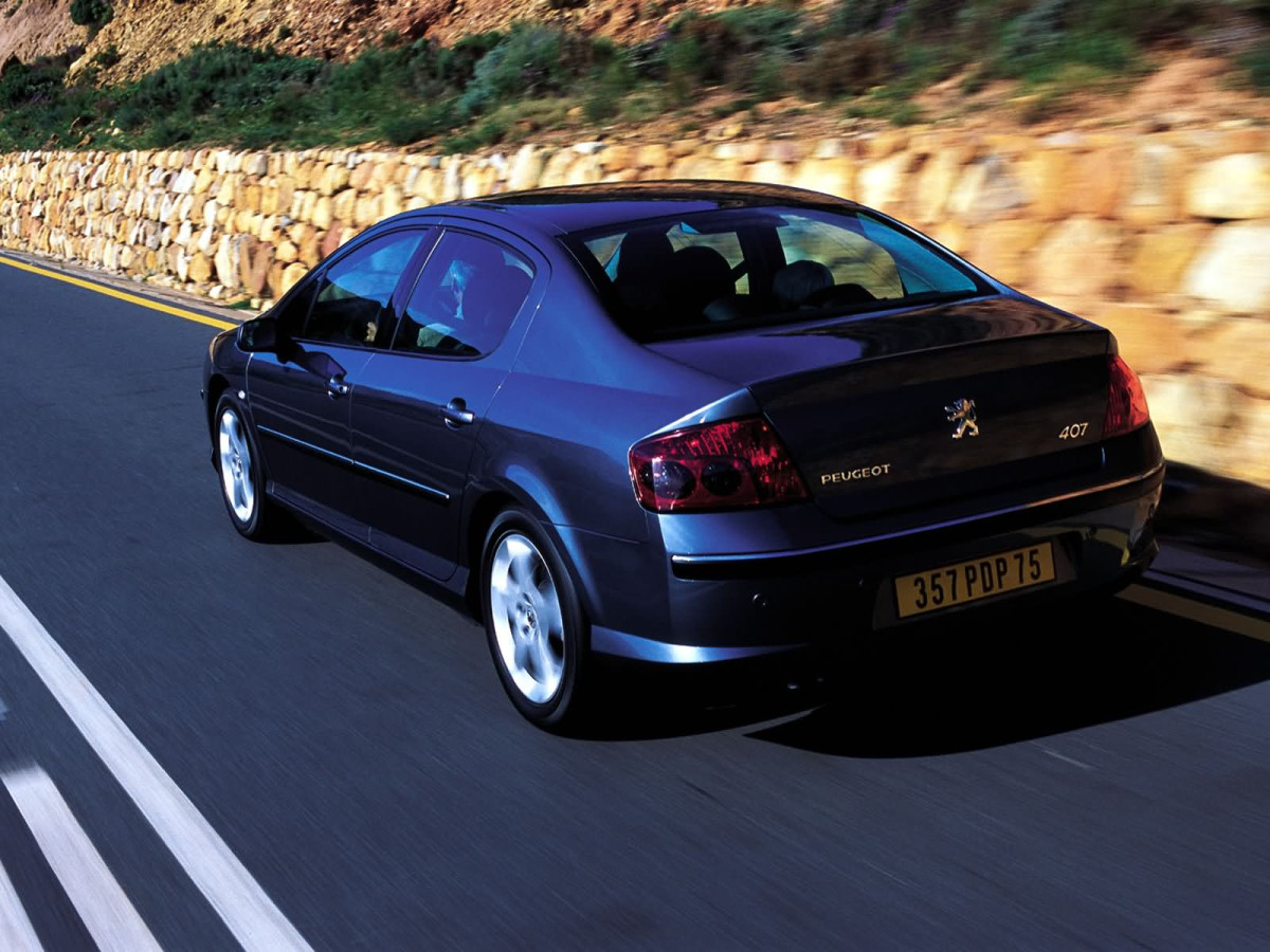 Peugeot 407 фото 11367