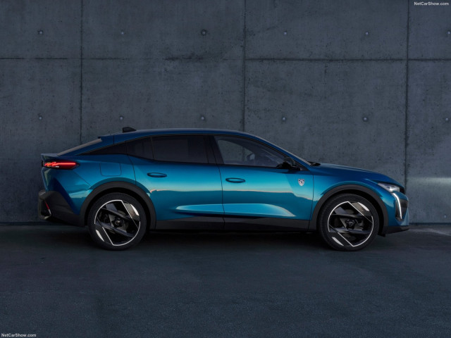 Peugeot 408 фото