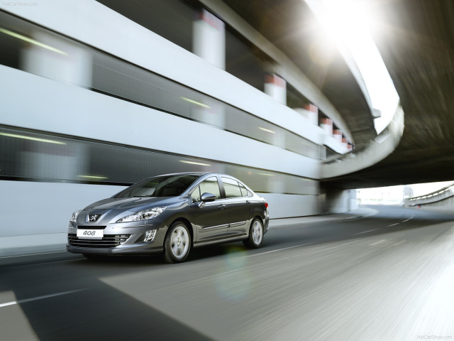 Peugeot 408 фото