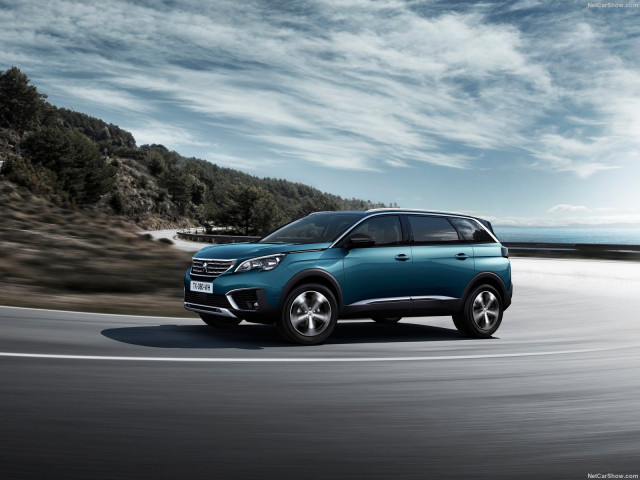 Peugeot 5008 фото