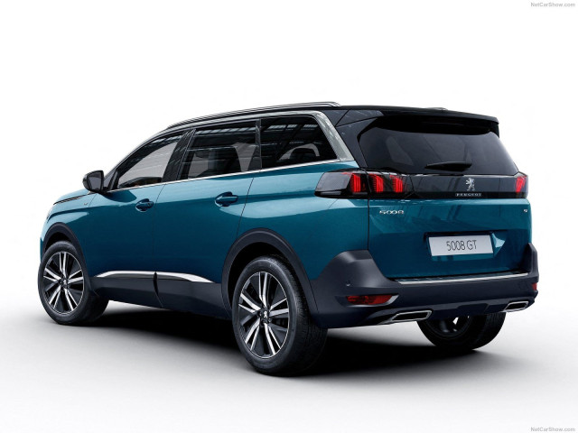 Peugeot 5008 фото