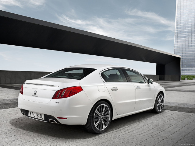 Peugeot 508 фото