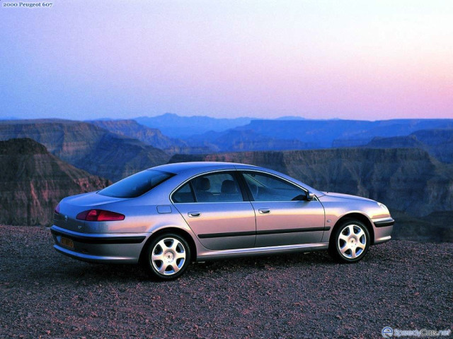 Peugeot 607 фото