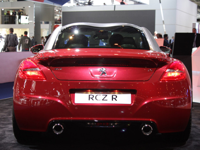 Peugeot RCZ фото