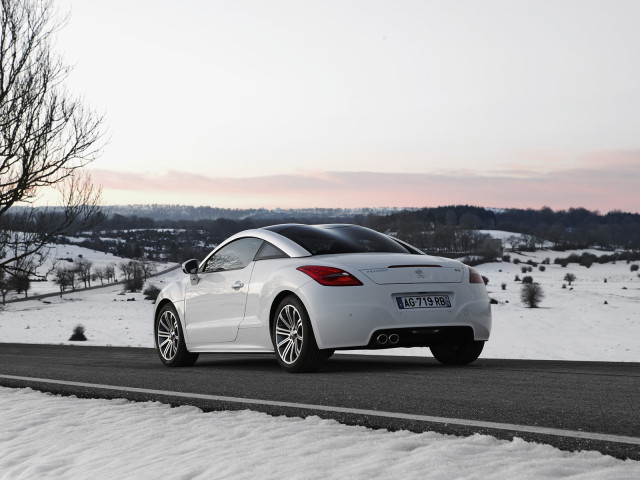 Peugeot RCZ фото