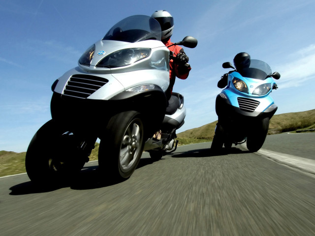 Piaggio MP3 фото