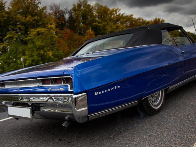 Pontiac Bonneville фото