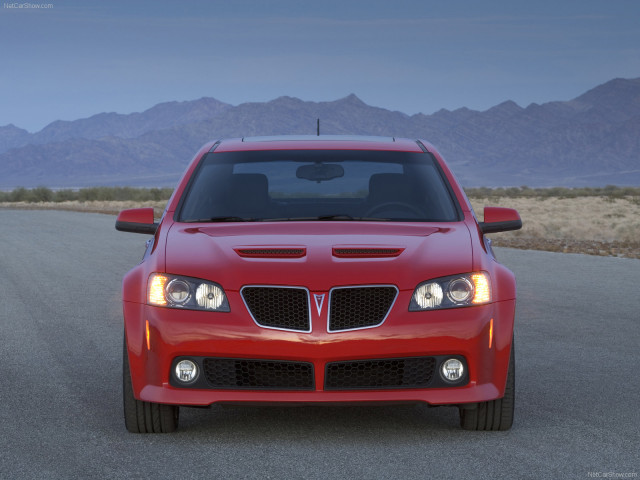 Pontiac G8 GT фото