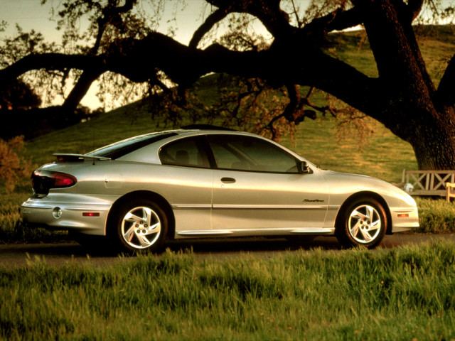 Pontiac Sunfire фото