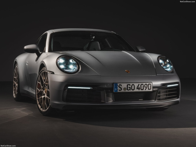 Porsche 911 Carrera 4S фото