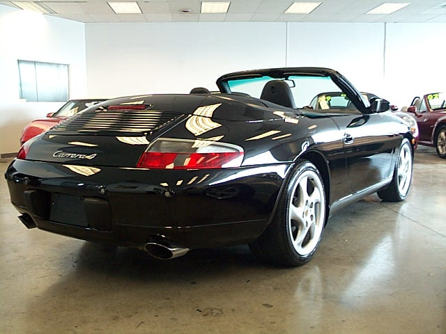 Porsche 911 Carrera Cabriolet фото