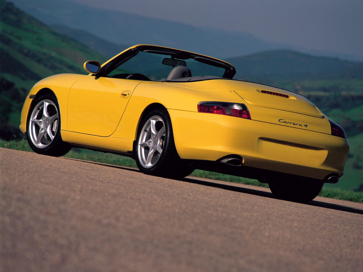 Porsche 911 Carrera Cabriolet фото 8410