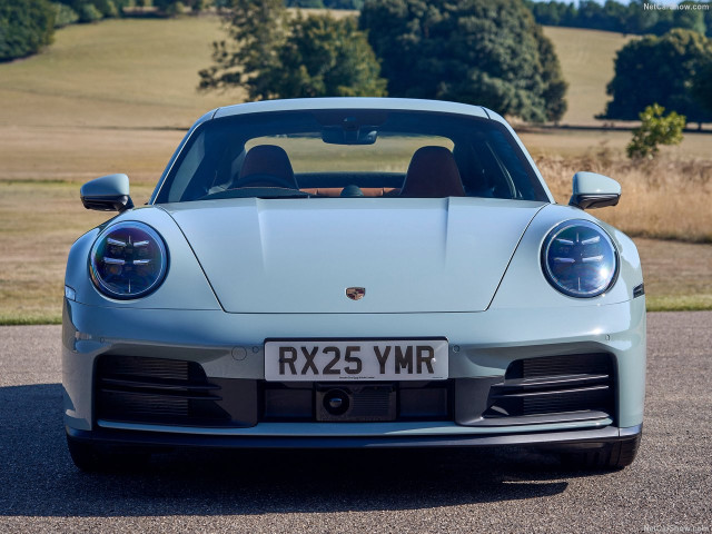 Porsche 911 Carrera S фото