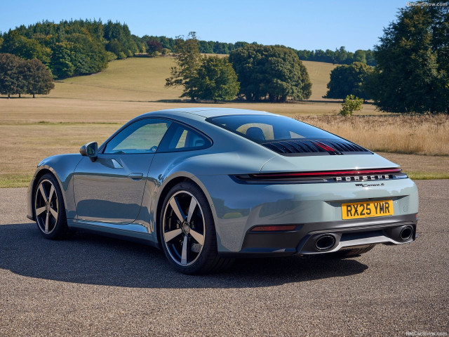 Porsche 911 Carrera S фото