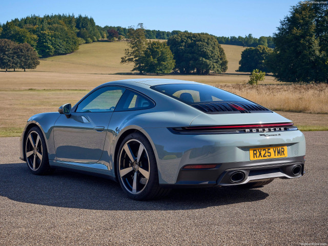 Porsche 911 Carrera S фото