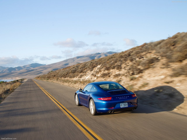 Porsche 911 Carrera S фото