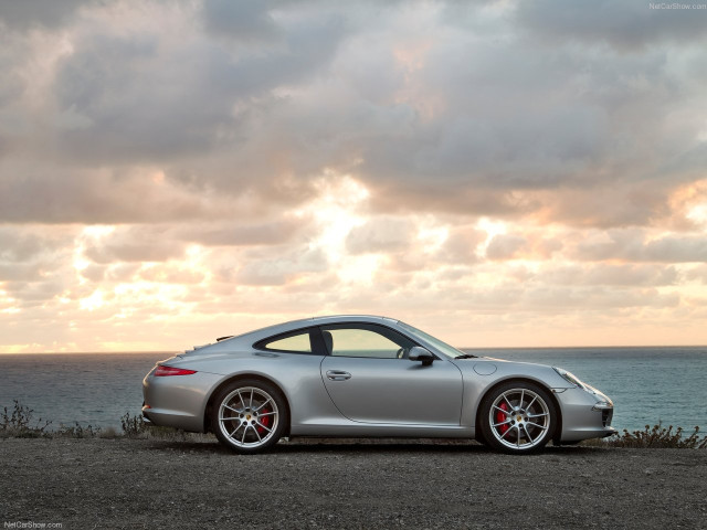 Porsche 911 Carrera S фото