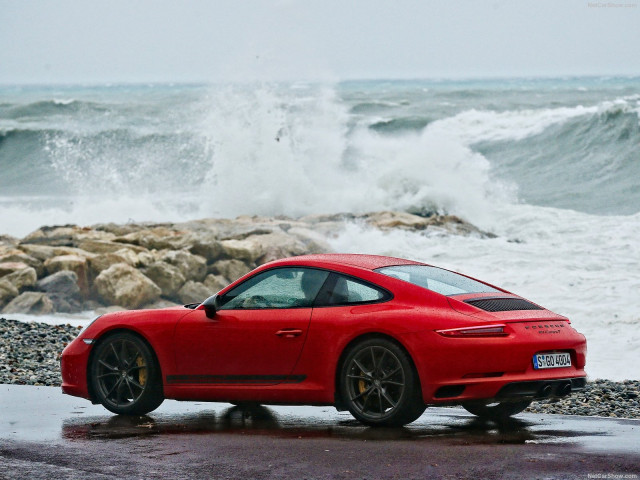 Porsche 911 Carrera фото