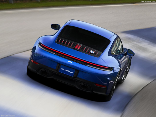 Porsche 911 Carrera фото
