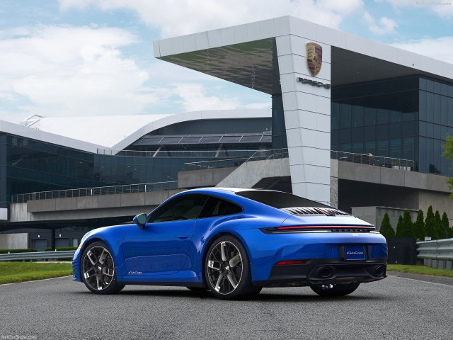 Porsche 911 Carrera фото