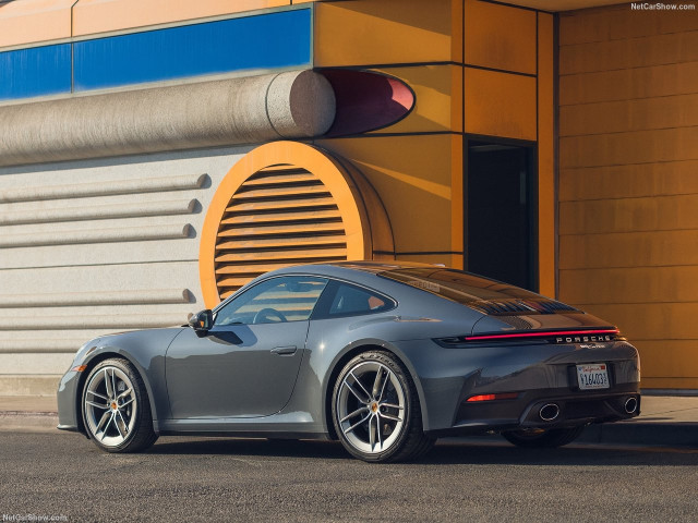 Porsche 911 Carrera фото