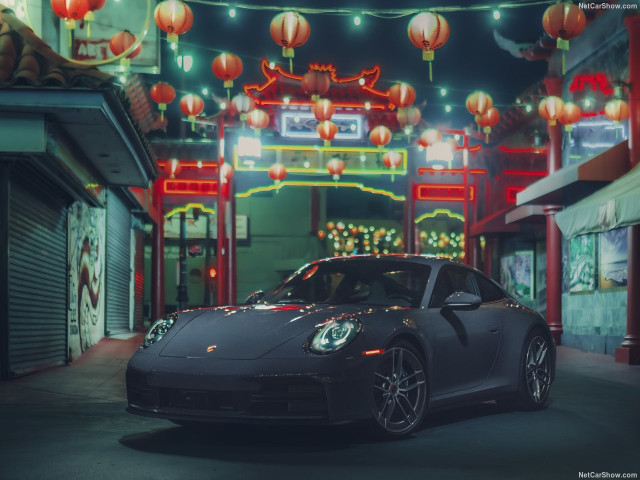 Porsche 911 Carrera фото